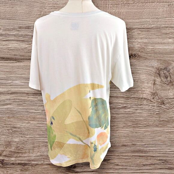 UTGP Nintendo PIKMIN x UNIQLO T-shirt  2017 Rare Women's Medium - Picture 4 of 8